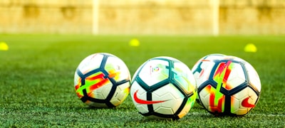 宏观数据可视化仪表盘展示各类体育赛事实时统计信息